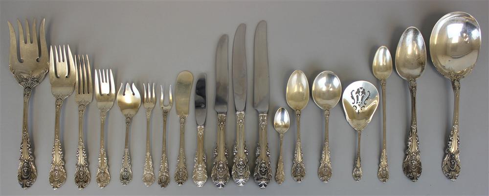 Appraisal: WALLACE SILVER SIR CHRISTOPHER FLAT TABLE SERVICE including place knives