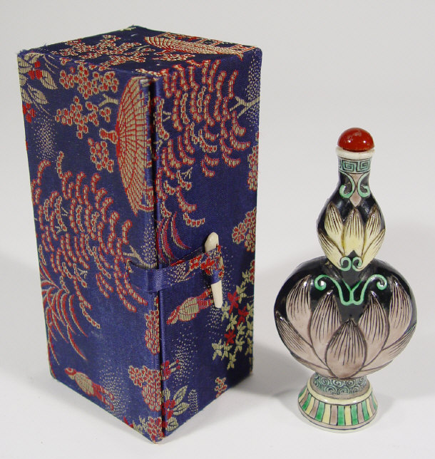 Appraisal: Tall Chinese porcelain snuff bottle of double gourd form painted