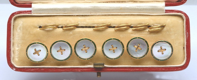 Appraisal: A SET OF SIX MOTHER OF PEARL ENAMEL CT GOLD