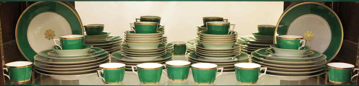 Appraisal: RICHARD GINORI FINE CHINA Made in Italy pieces to include