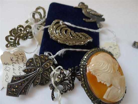 Appraisal: A BAG OF ASSORTED SILVER JEWELLERY INCLUDING PENDANTS AND BROOCHES