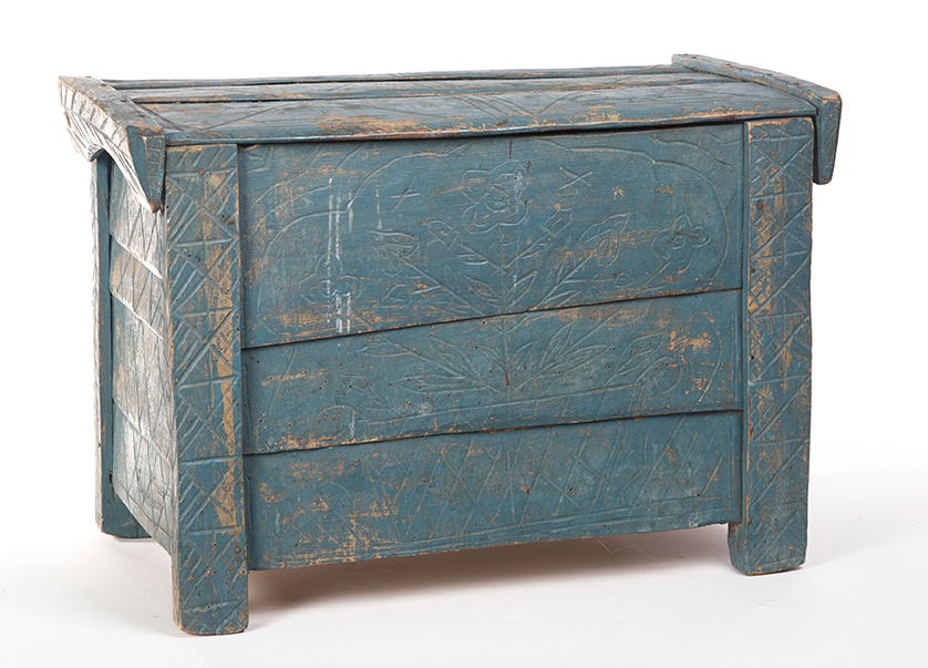 Appraisal: PRIMITIVE PAINTED TABLE CHEST Nineteenth century Three-board top slatted sides