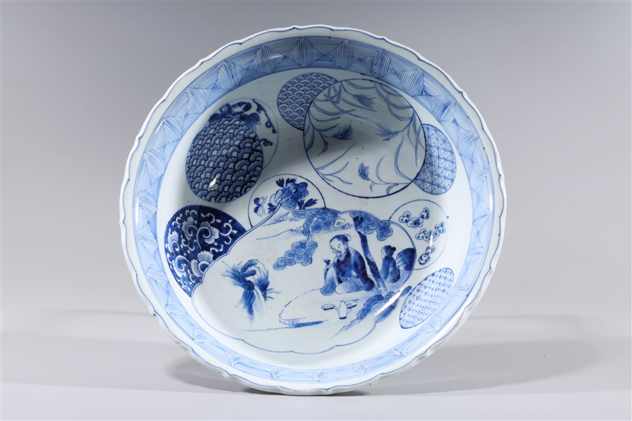 Appraisal: Chinese export porcelain blue and white bowl with figural and