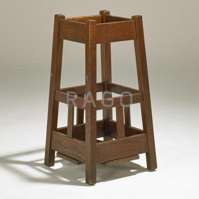 Appraisal: ARTS AND CRAFTS Tapering umbrella stand USA ca Quartersawn oak