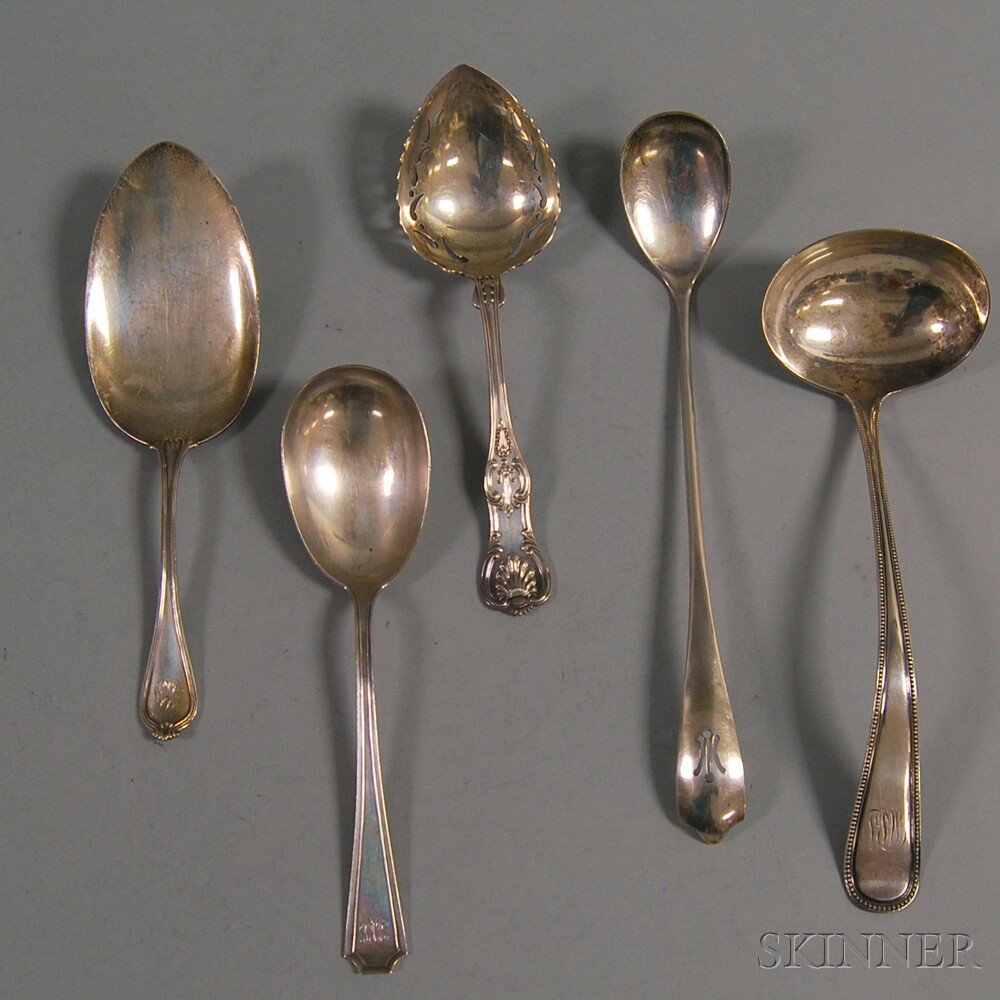 Appraisal: Five Sterling Silver Flatware Serving Items a Durgin Fairfax berry