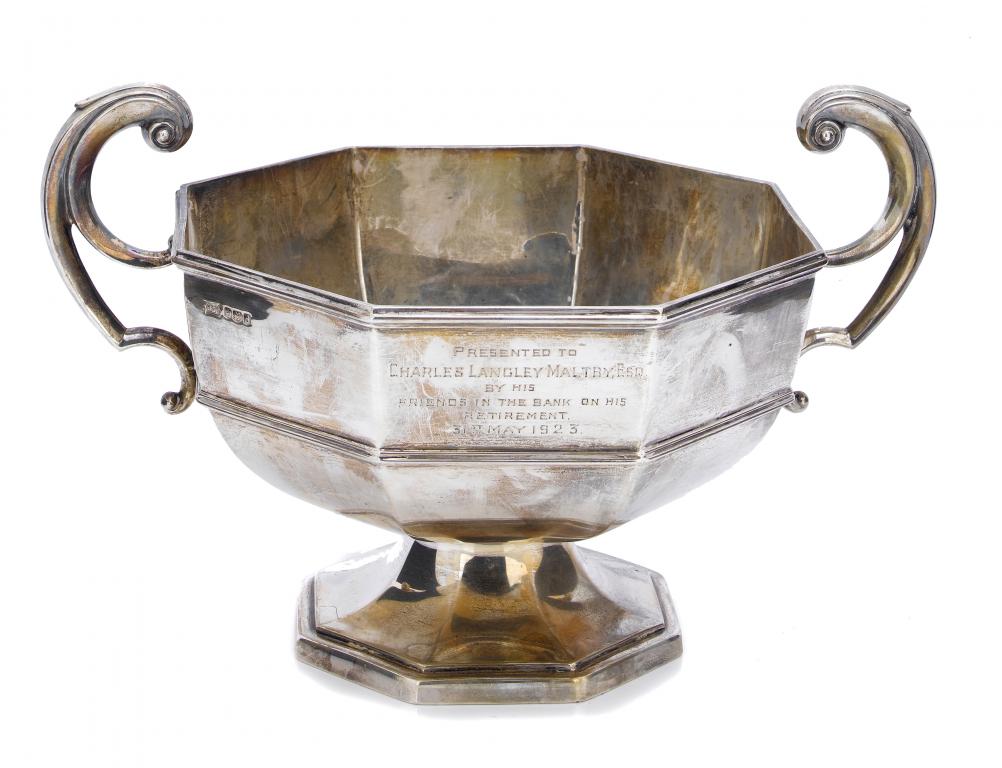 Appraisal: A GEORGE V OCTAGONAL ROSE BOWL with flying scroll handles