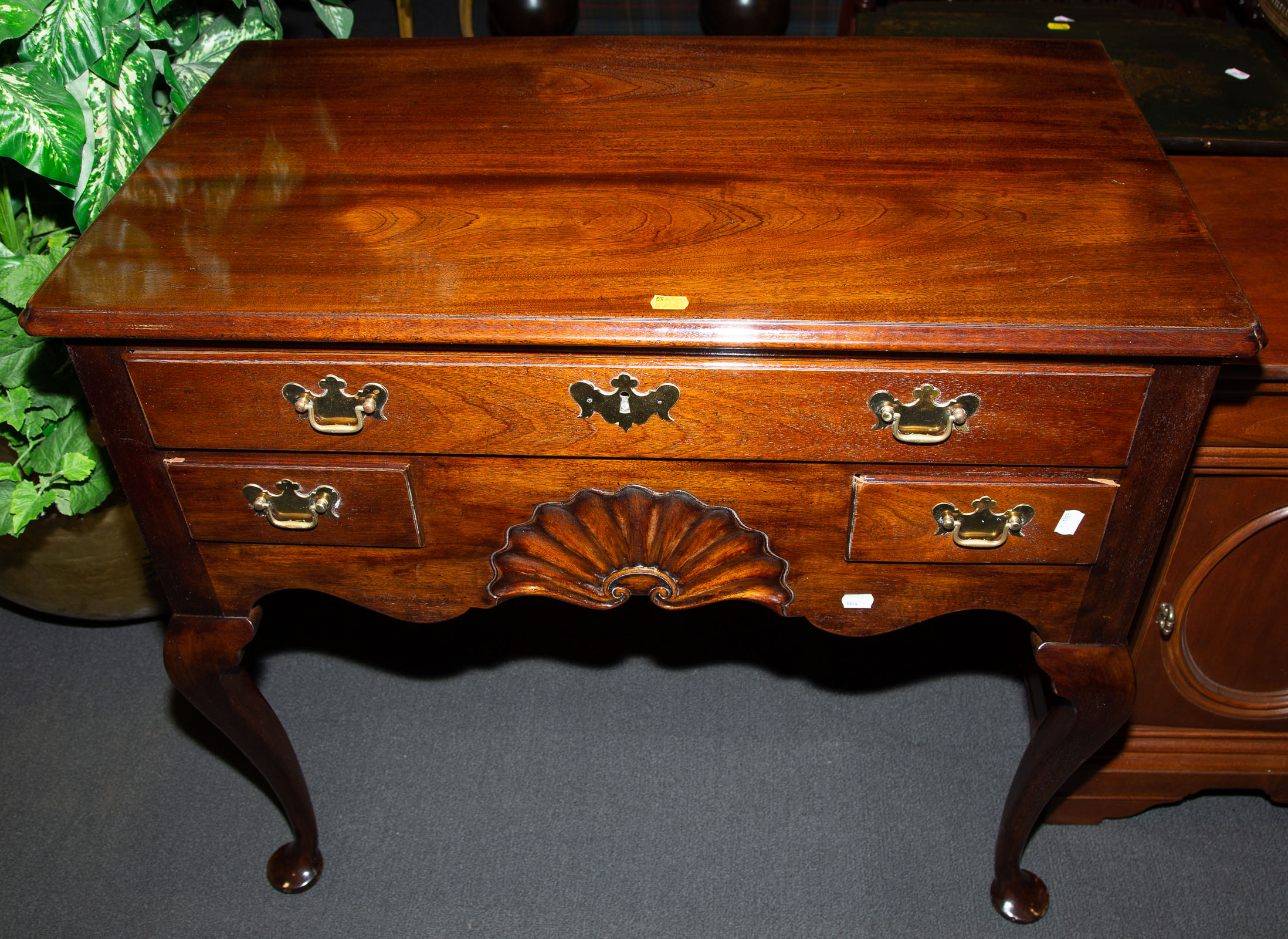 Appraisal: KITTINGER CHIPPENDALE STYLE MAHOGANY LOWBOY HISTORIC NEWPORT REPRODUCTION rd quarter