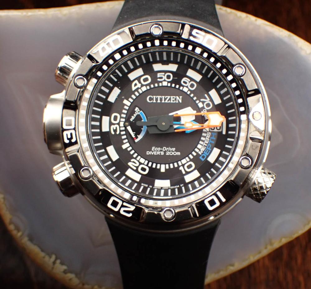 Appraisal: CITIZEN ECO-DRIVE DIVERS WATCH model J - having meter depth