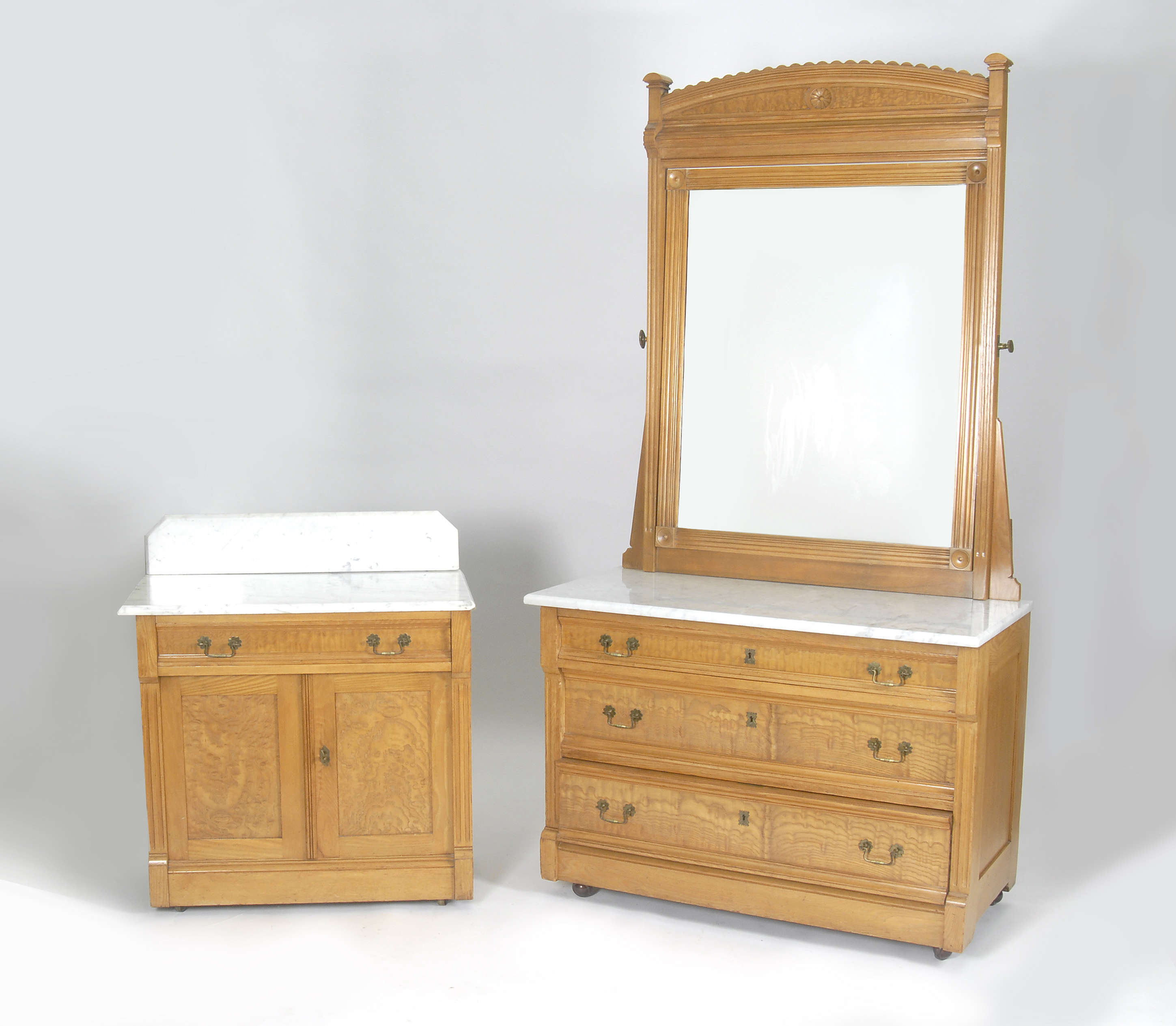 Appraisal: MID- TH CENTURY VICTORIAN MIRROR-BACK DRESSER AND MATCHING COMMODE Both