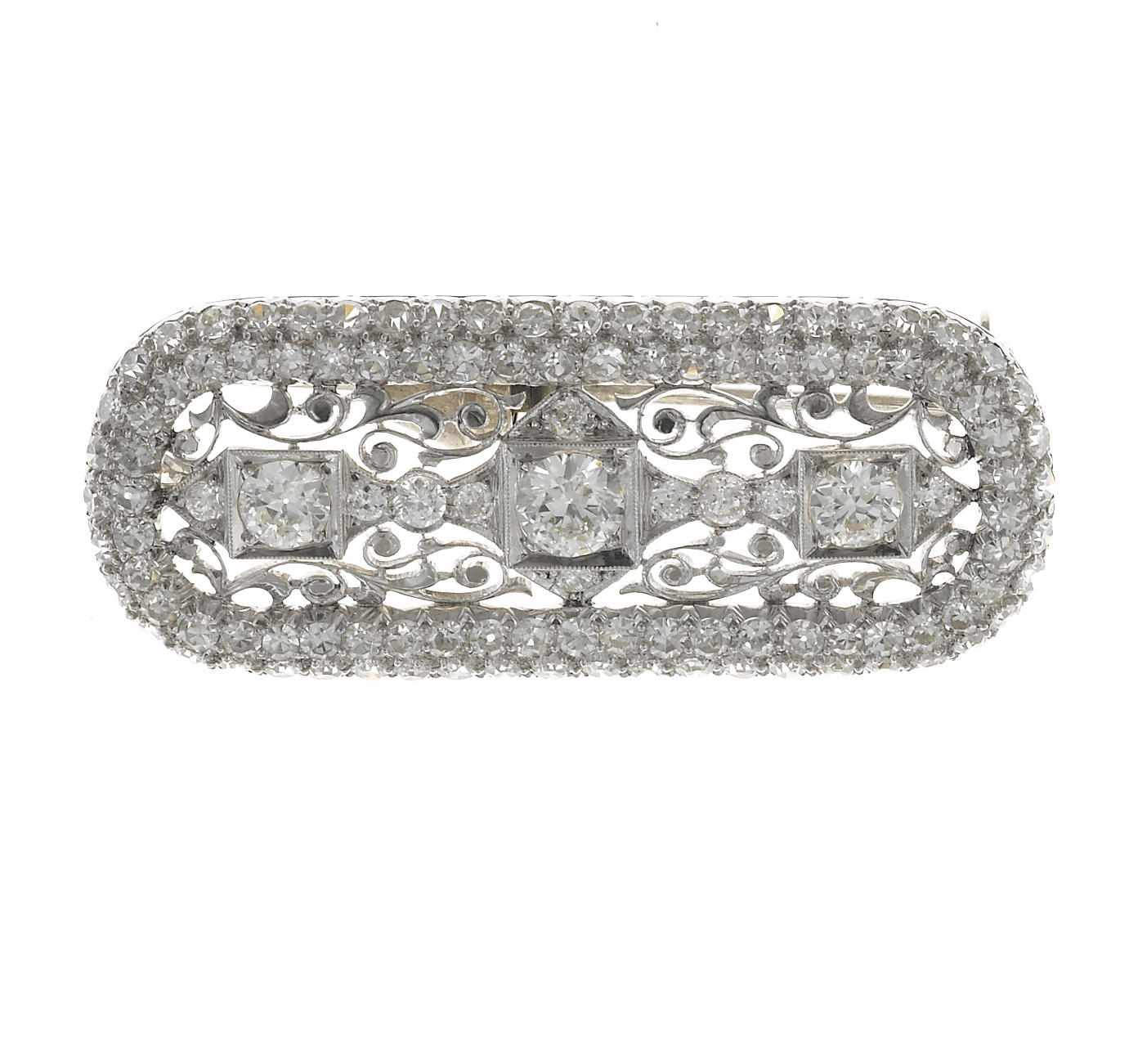 Appraisal: An art deco diamond brooch circa estimated total diamond weight