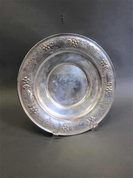 Appraisal: GORHAM STERLING SILVER TRAY pattern Weight troy ozs Diameter inches