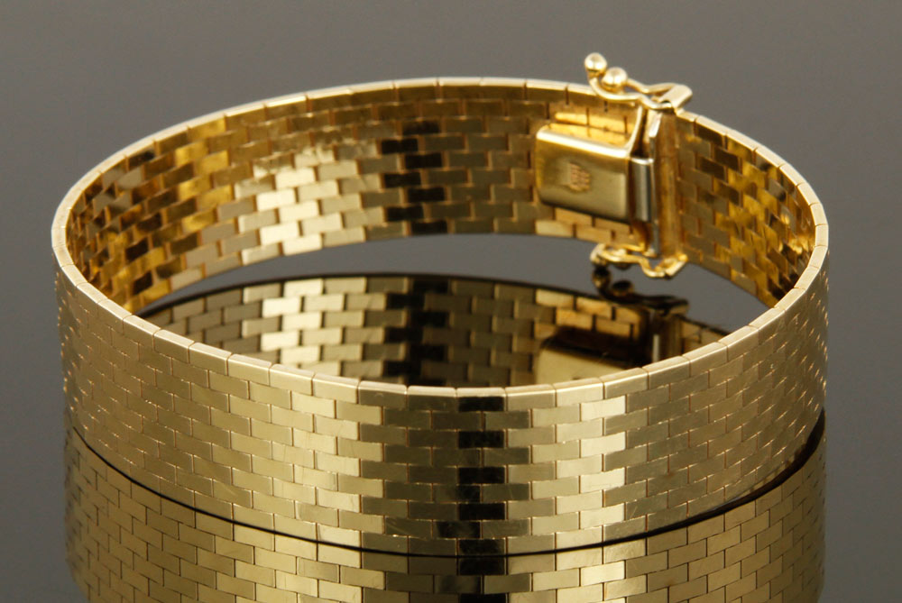 Appraisal: - K Gold Italian Bracelet K yellow gold Italian bracelet