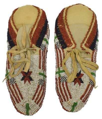 Appraisal: pair Plains-style beaded moccasins third quarter th c or later