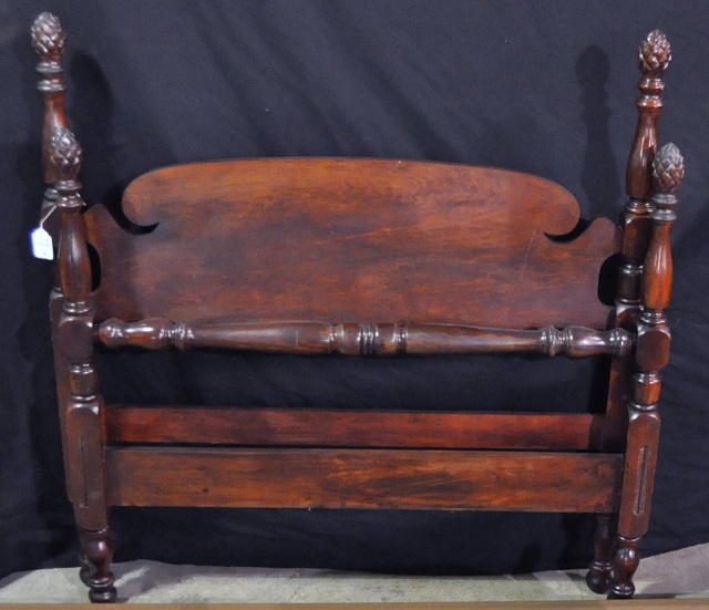 Appraisal: Mahogany Youth BedWith carved pineapple finials H