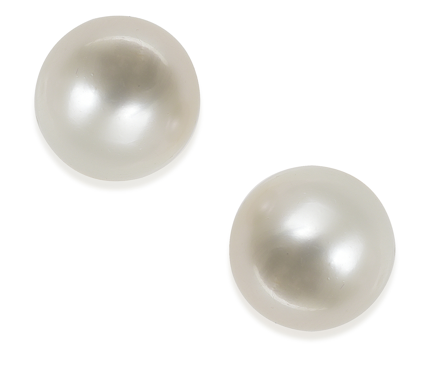 Appraisal: A PAIR OF SOUTH SEA PEARL STUD EARRINGS Each pearl