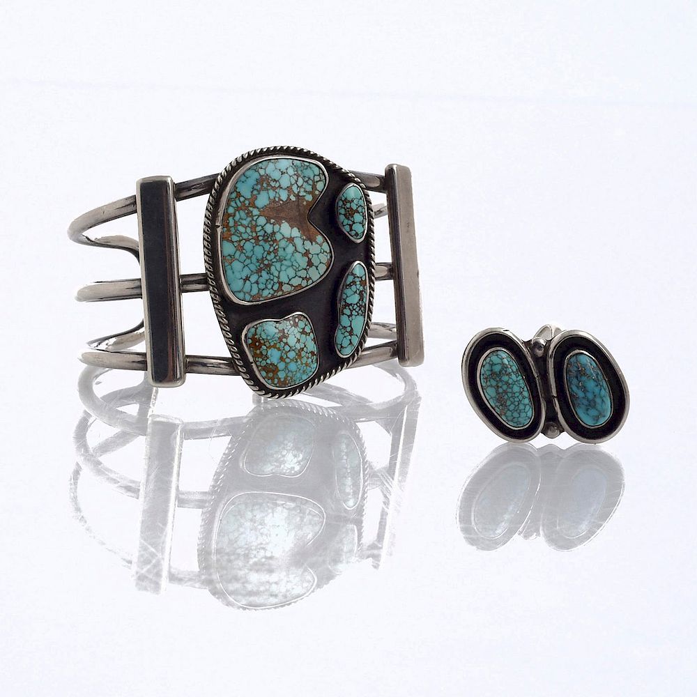 Appraisal: NATIVE AMERICAN TRIBAL TURQUOISE SILVER BRACELET RING Hallmarked silver turquoise