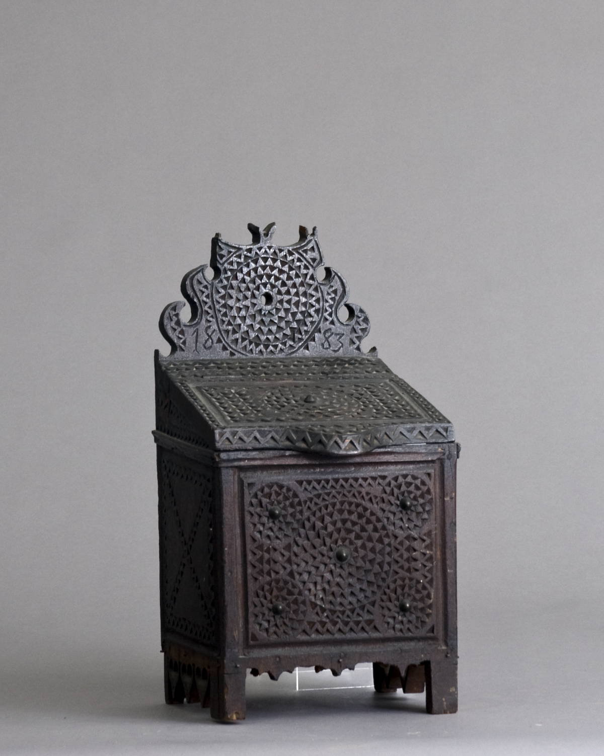 Appraisal: CHIP CARVED SALT BOX WITH HEART-SHAPED APRON Height inches width