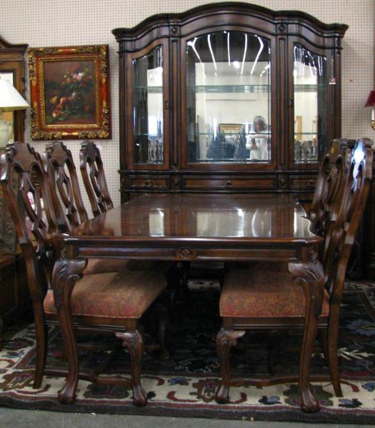 Appraisal: Pulaski Furniture Dining Room Group with table one leaf eight