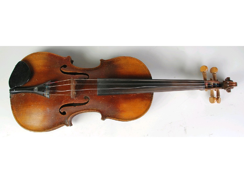 Appraisal: TWENTIETH CENTURY VIOLIN bears label 'Joseph Guarnerius fecit in Cremona