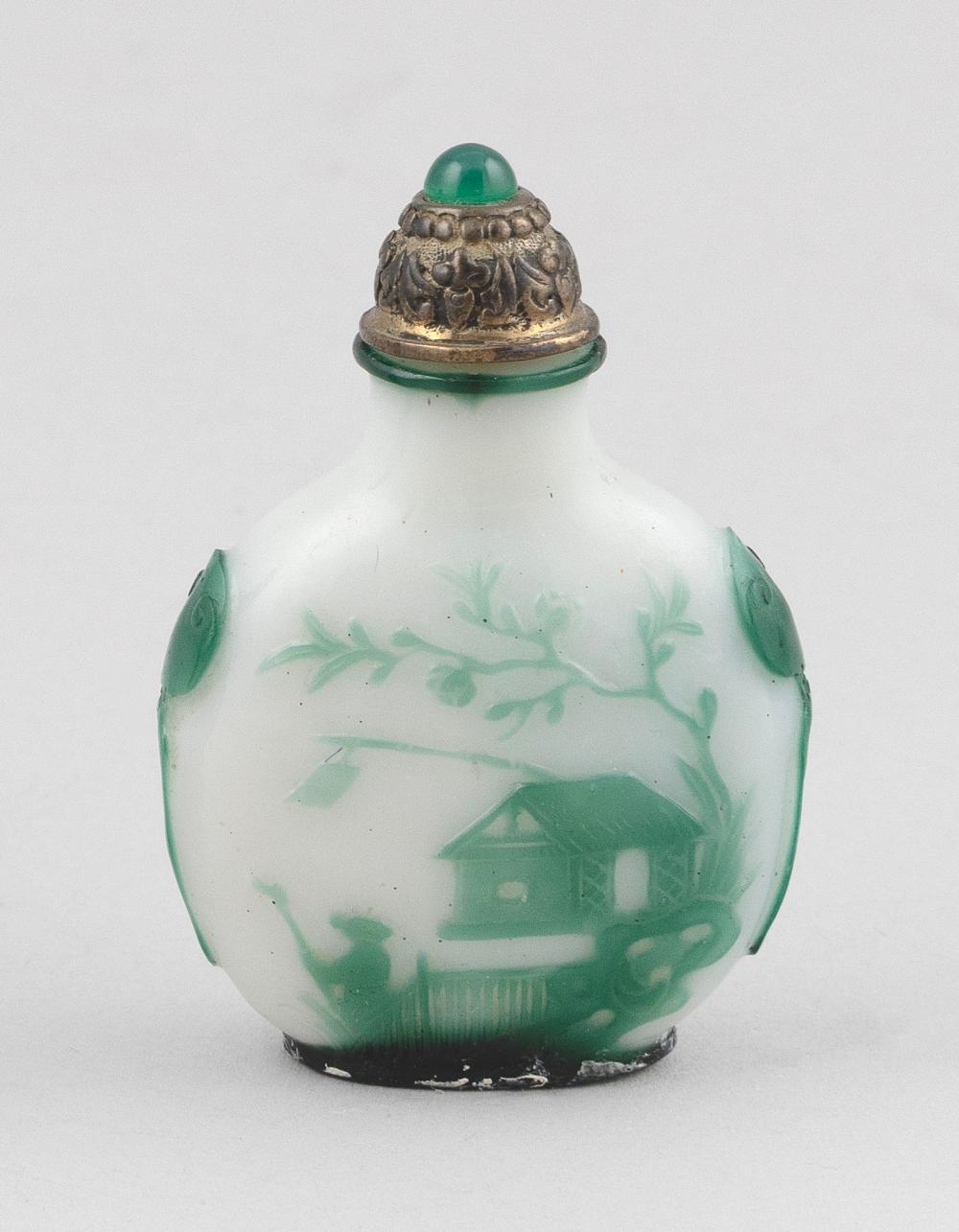 Appraisal: CHINESE YANGZHOU SCHOOL OVERLAY GLASS SNUFF BOTTLE TH CENTURY HEIGHT