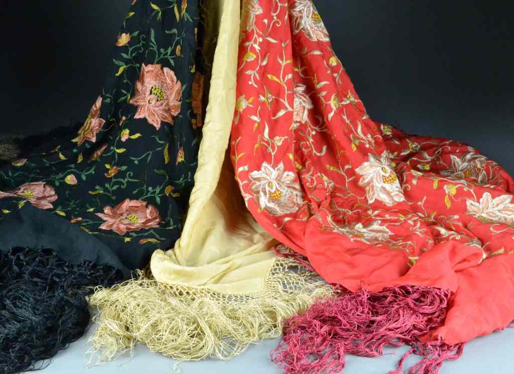 Appraisal: Silk Piano ShawlsConsisting of three silk shawls with long knotted