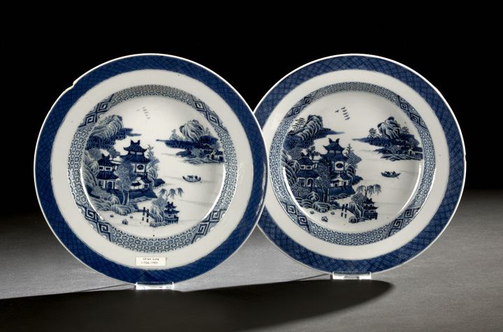 Appraisal: Pair of Chinese Export Blue and White Porcelain Deep Dishes