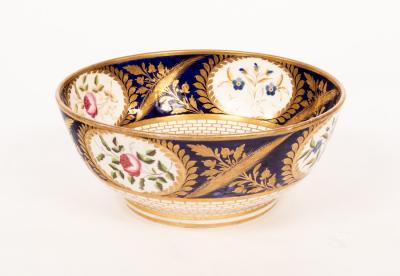 Appraisal: A th Century Minton bowl finely painted flowers on a