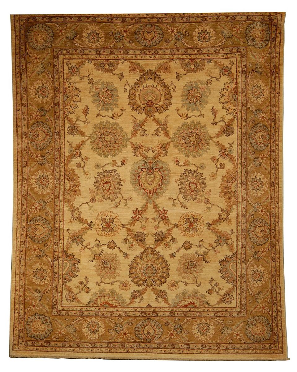 Appraisal: ORIENTAL RUG SULTANABAD DESIGN ' x ' Shah Abbas and