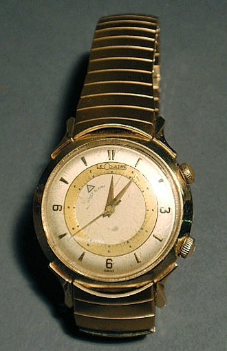 Appraisal: Men s LeCoultre k gold wristwatch with wrist alarm