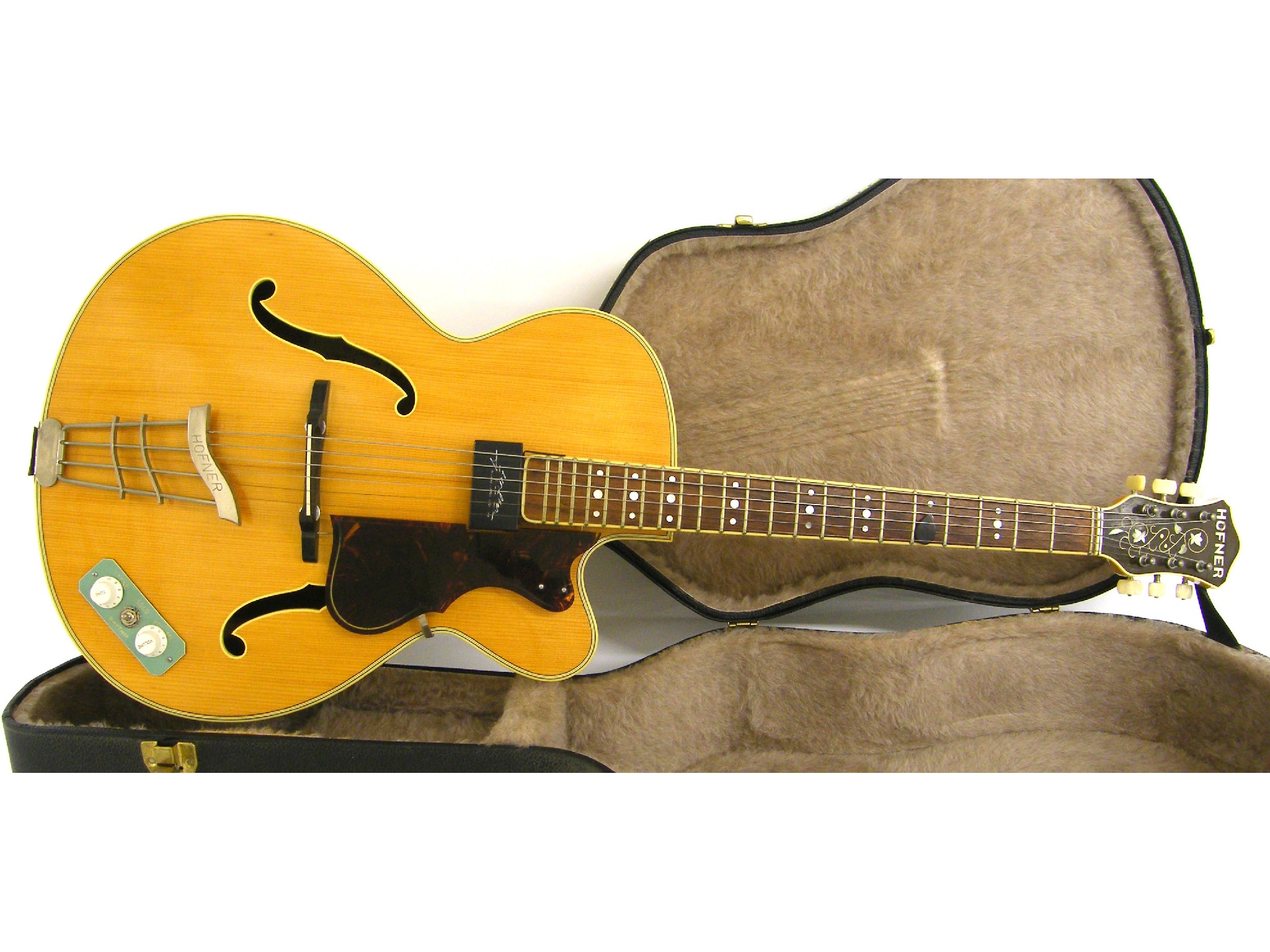 Appraisal: Hofner President archtop guitar with later electrics blonde finish control