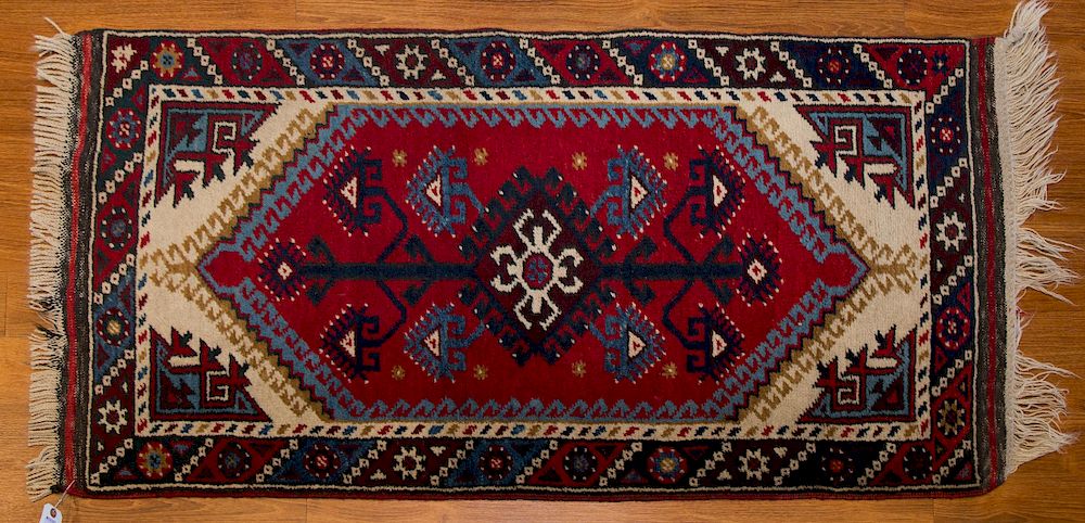 Appraisal: Turkish Yahyali Rug x hand knotted wool foundation Condition Appears