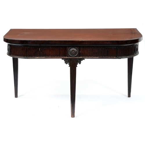 Appraisal: A mahogany side table early th c in George III