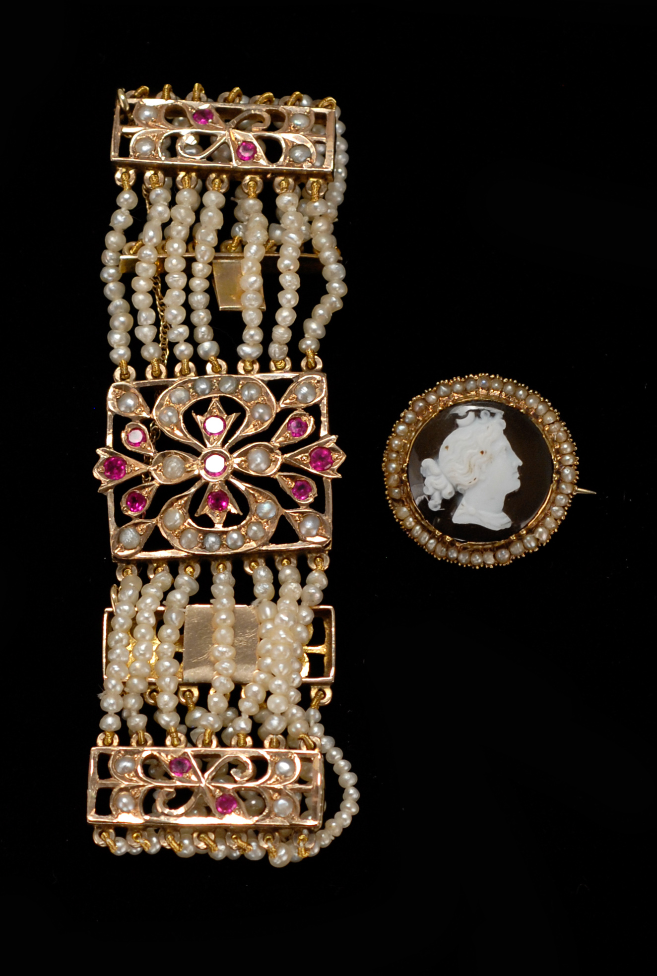 Appraisal: ANGLO-INDIAN GOLD PEARL AND RUBY BRACELET Late th Early th