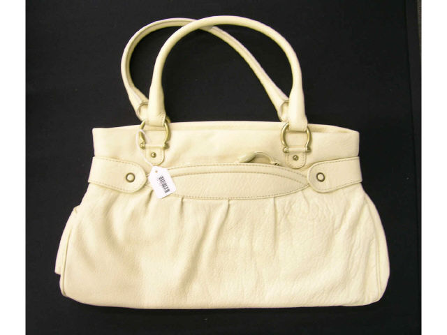 Appraisal: Ivory leather Marc Jacobs handbag with double leather handles zipper