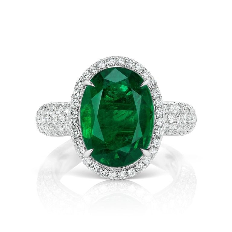 Appraisal: OVAL EMERALD RING Size Fancy Shape OVAL Setting K W