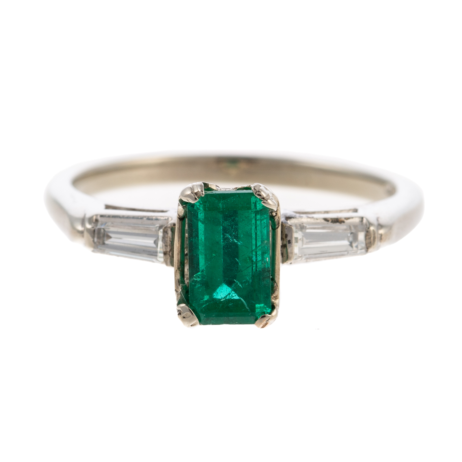 Appraisal: A FINE EMERALD BAGUETTE DIAMOND RING IN K K white