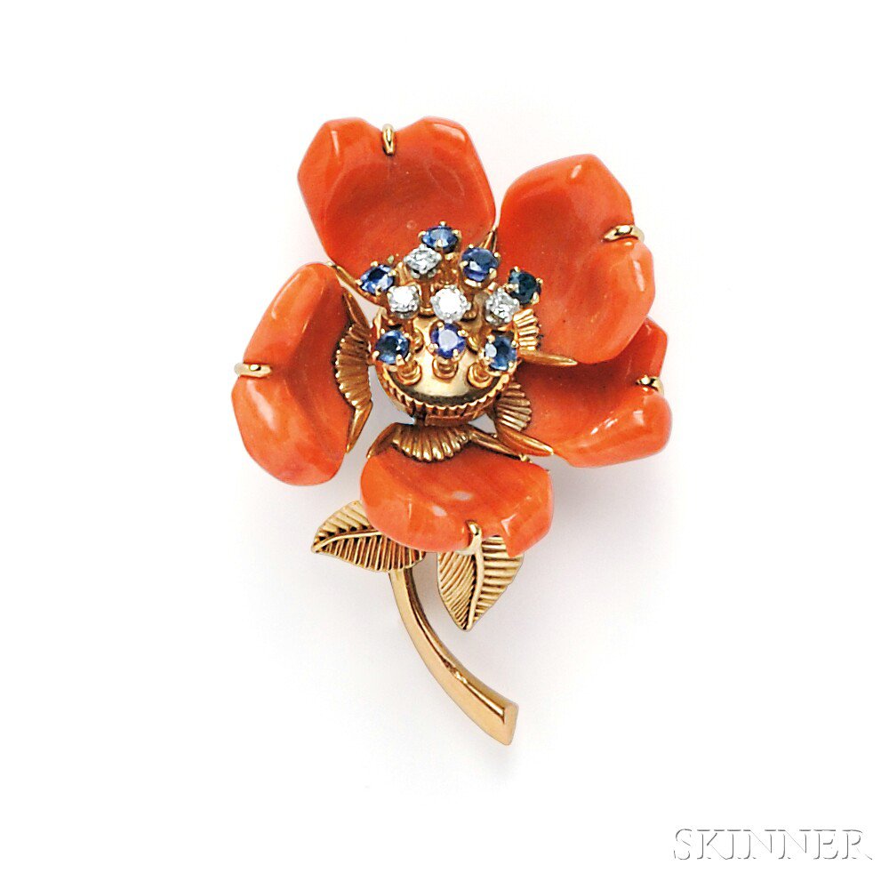 Appraisal: kt Gold and Coral Flower Brooch France the hinged coral