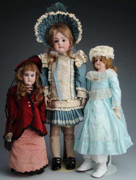 Appraisal: Lot of German Bisque Child Dolls Description A M Florodora