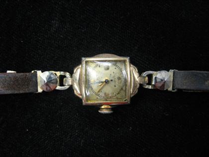 Appraisal: Art Deco lady's wristwatch Bulova karat yellow gold case with