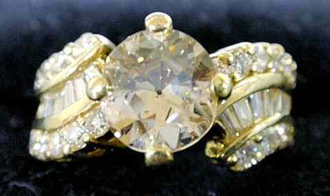 Appraisal: Ladies diamond and k gold ring with a center early