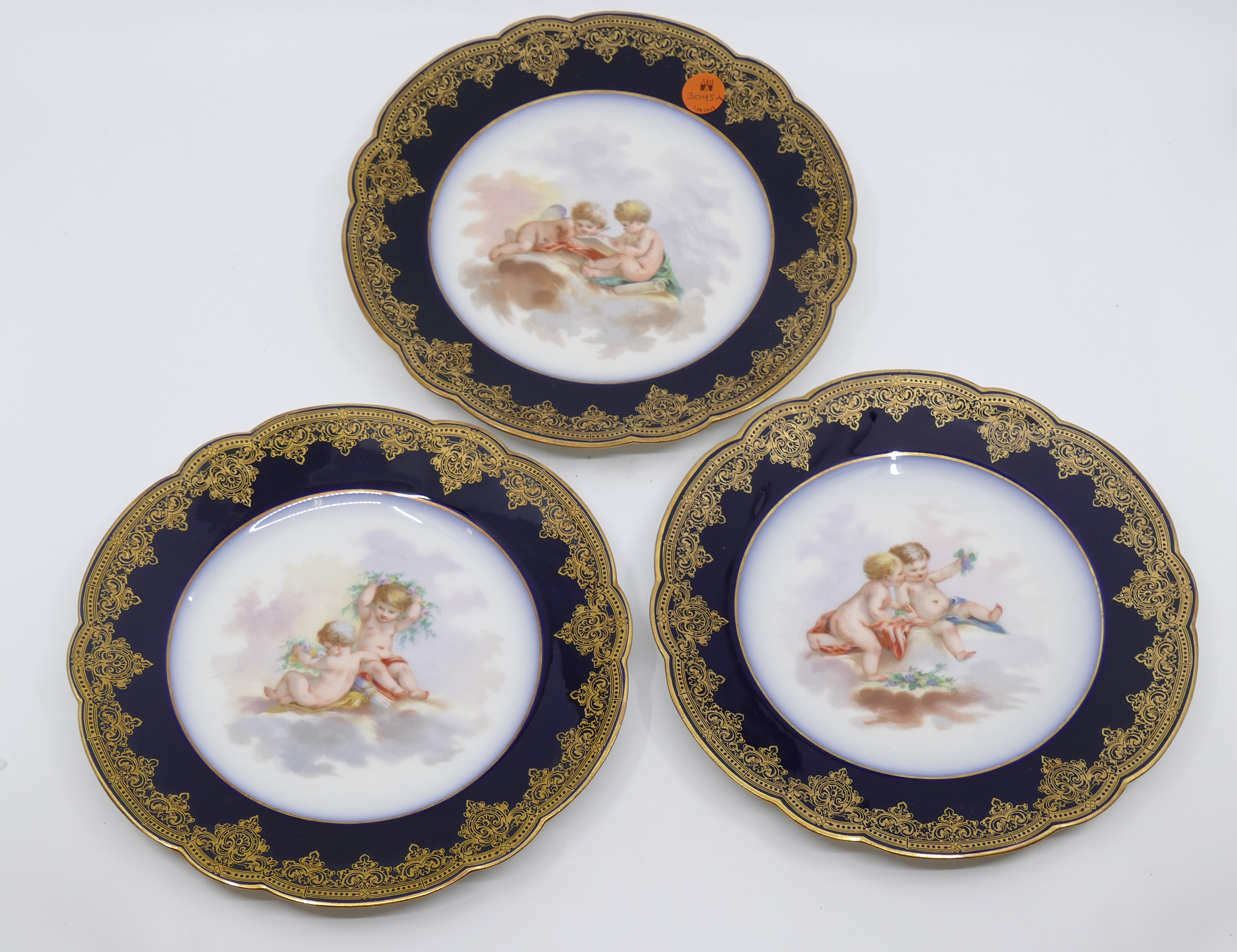 Appraisal: pc Continental Porcelain Gilt Cobalt Rim Cabinet Plates- ''