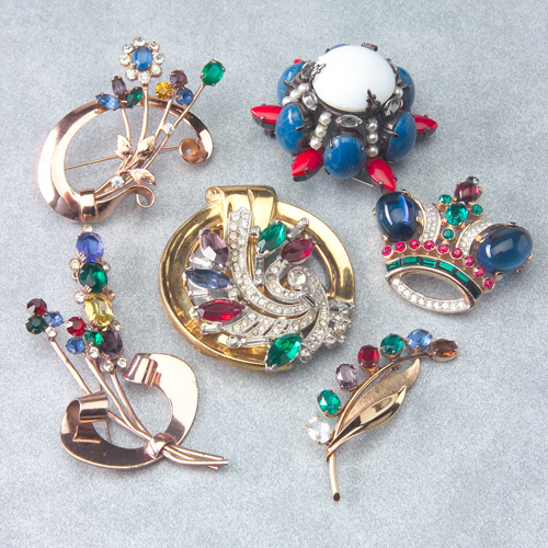 Appraisal: Six vintage brooches including McClelland Barclay Shreiner Trifari Coro Sterling