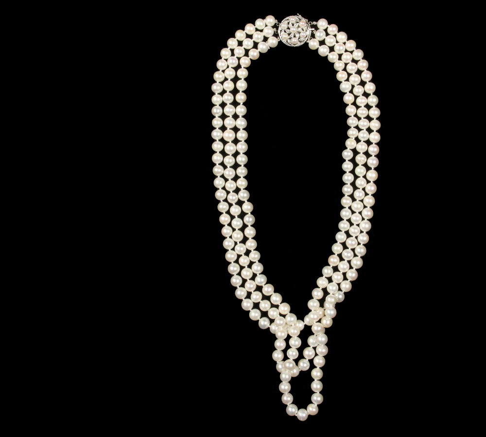 Appraisal: NECKLACE - Triple Strand Pearl Necklace with round K white