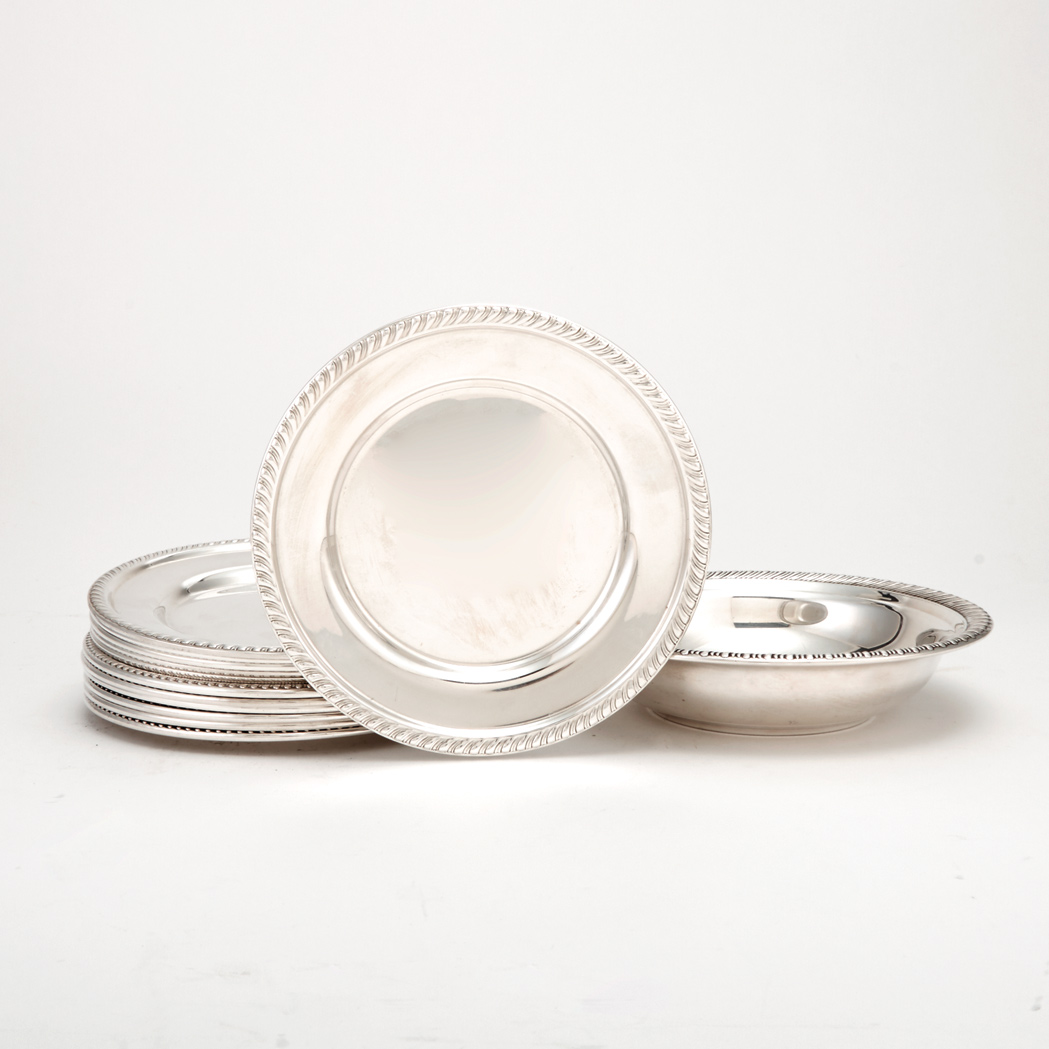 Appraisal: Assembled Set of Twelve American Sterling Silver Bread Plates Together