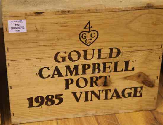 Appraisal: A case of twelve Gould Campbell vintage port in original