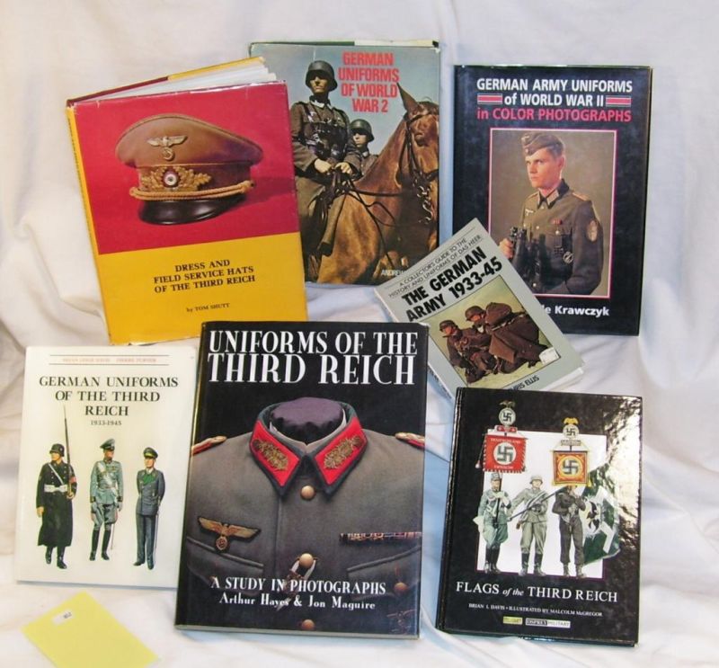 Appraisal: Military Books The German Army - paperback German Uniforms of