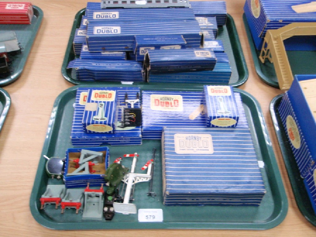 Appraisal: Hornby Dublo rolling stock and boxed and other signal sets