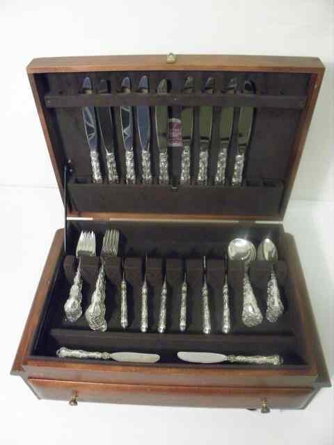 Appraisal: Gorham Sterling Silver flatware group ''Strasbourg'' pattern with pieces total