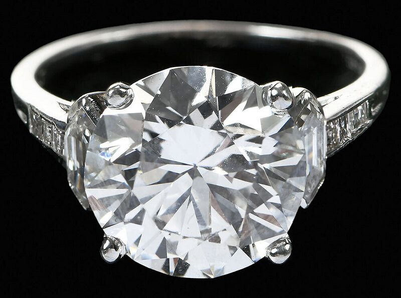 Appraisal: Tiffany Co ct Diamond Ring one round brilliant diamond ct