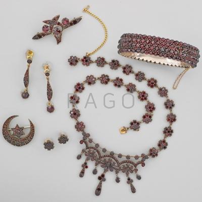 Appraisal: BOHEMIAN GARNET JEWELRY ASSEMBLED SUITE Eight gold-filled pieces Fringe necklace